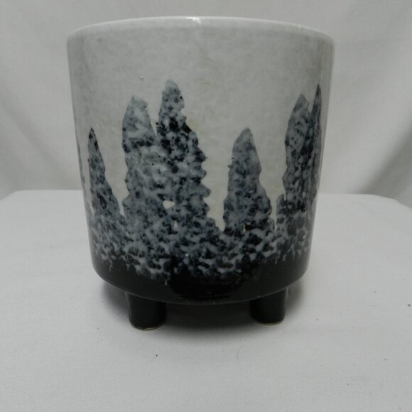 Monteagle Planter Vase ceramic footed blue grey black cream 6" x 6" Rooms To Go - Picture 1 of 9